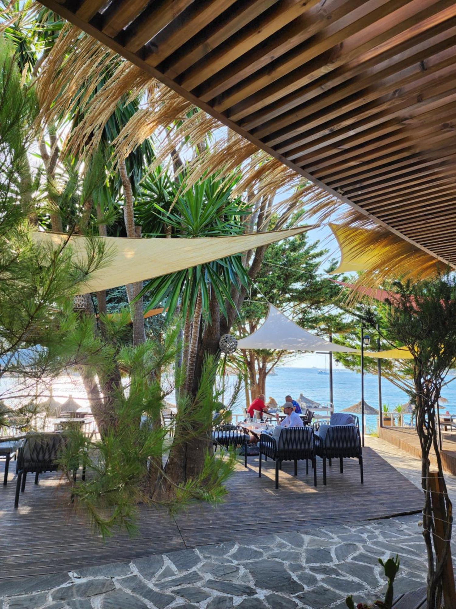Manta Hotel Ksamil Exterior foto