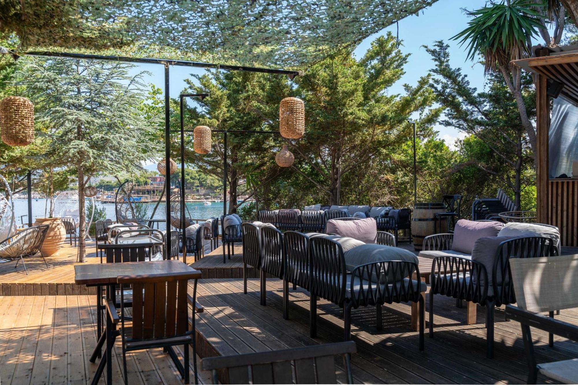 Manta Hotel Ksamil Exterior foto